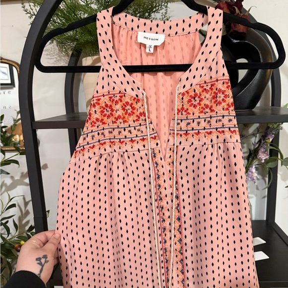 Heyson Peach and Black Patterned Tank Top size large - Picture 3 of 5